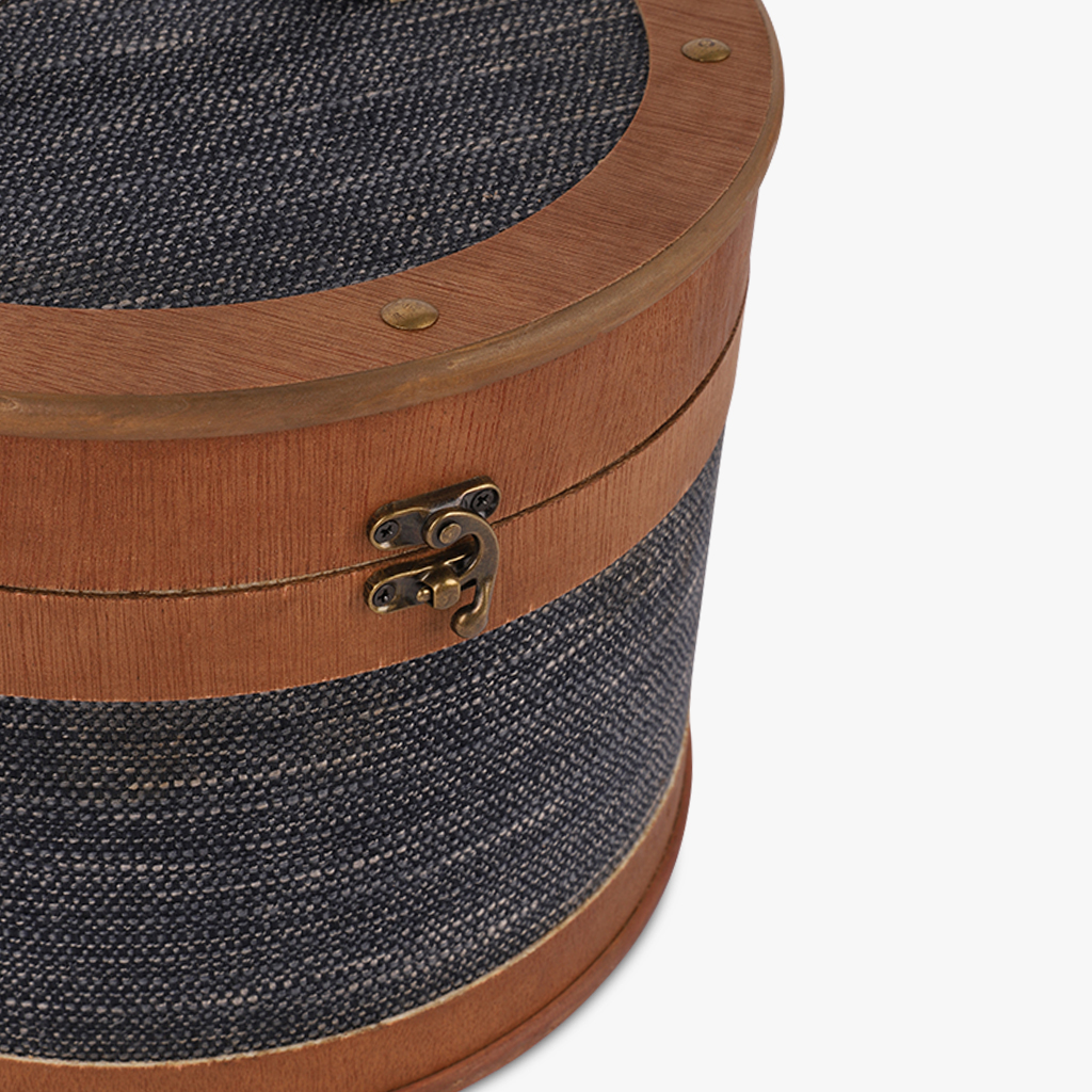 Box dark blue NOWRA